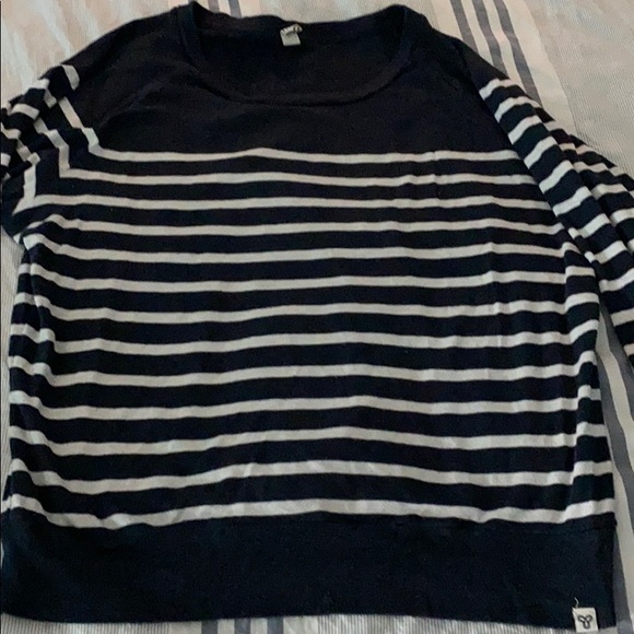 TNA del mar long sleeve shirt. - Picture 4 of 4